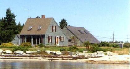 On Ocean, Great Sea Views, Well Equipped, Private, 3 BR