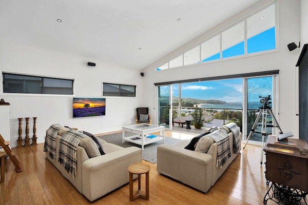 Open plan - Lounge