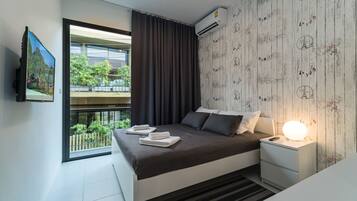 3 bedrooms, iron/ironing board, free WiFi