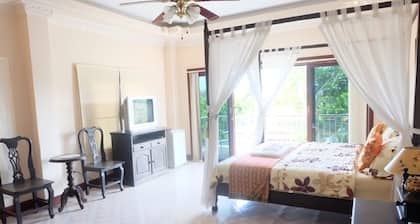La chambre 6, une salle impressionnante idéale pour un couple pour une escapade romantique.