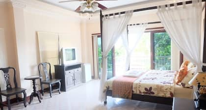  Room 6, an impressive room perfect for couple for a romantic getaway.