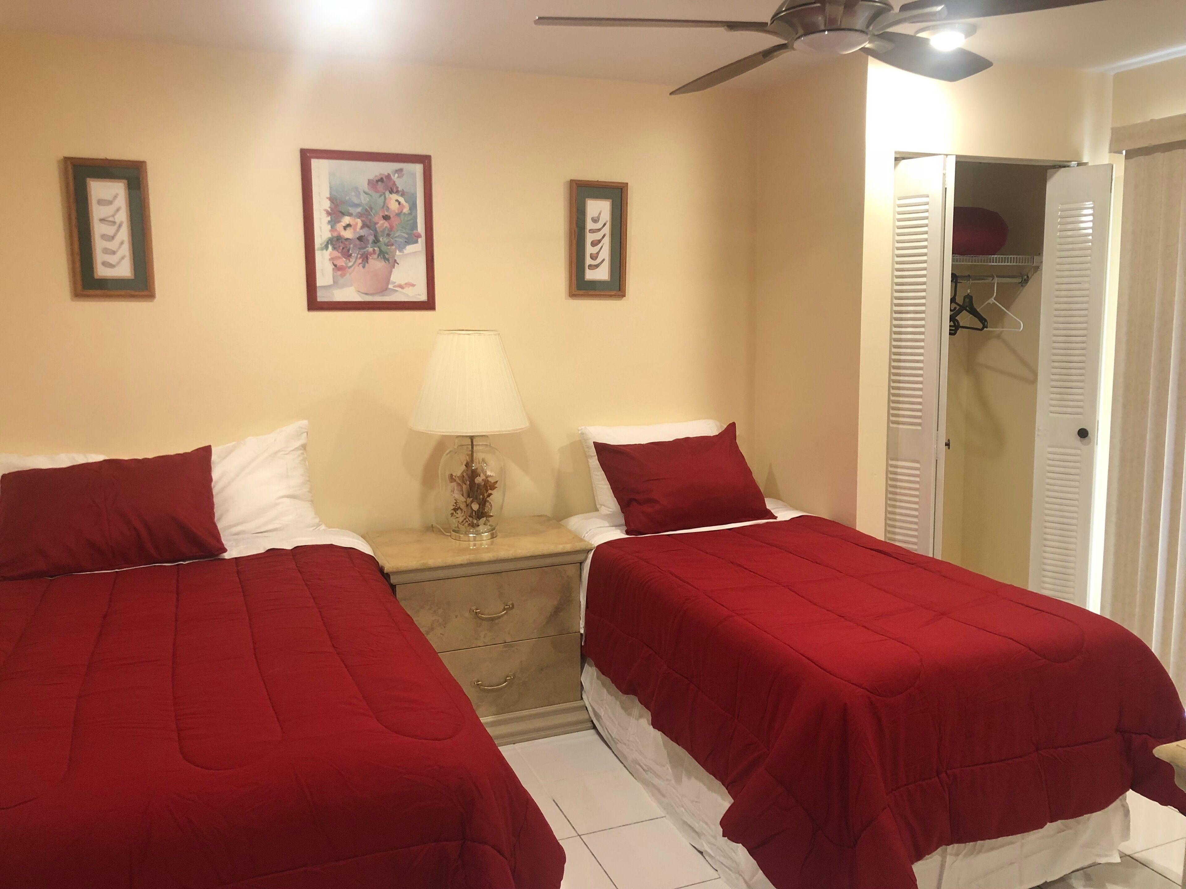 Perfect 3.5/2 Ground Floor Condo 