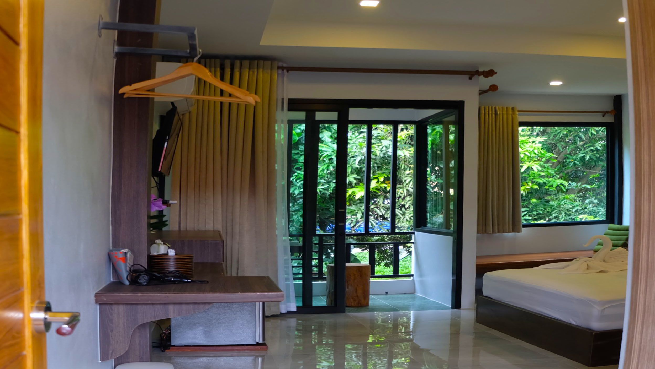 Superior Double Room with Balcony | Premium bedding, in-room safe, blackout drapes, soundproofing