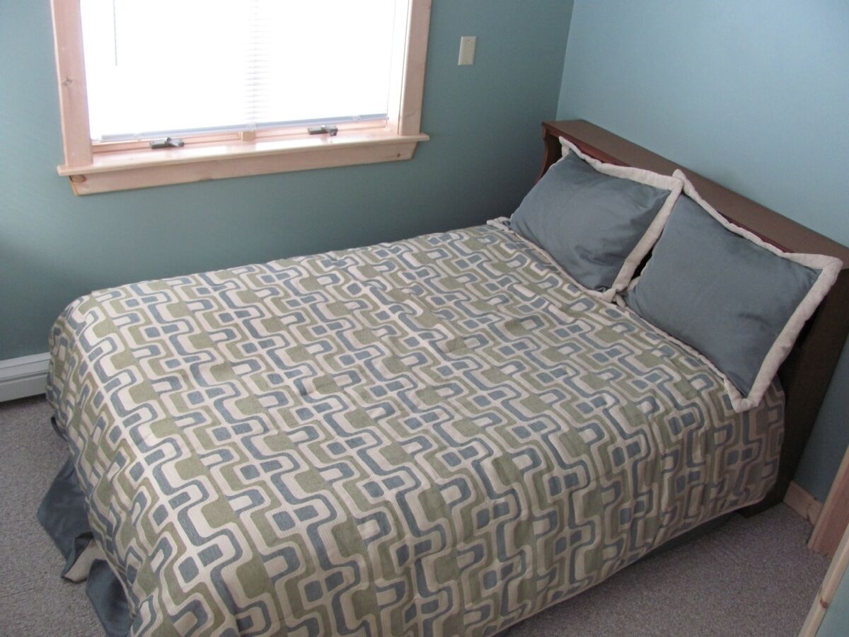 Family Ski & Summer  house 1.5 miles to Okemo, Close to Lakes