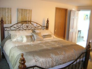 2 slaapkamers, lakens van Egyptisch katoen, een strijkplank/strijkijzer