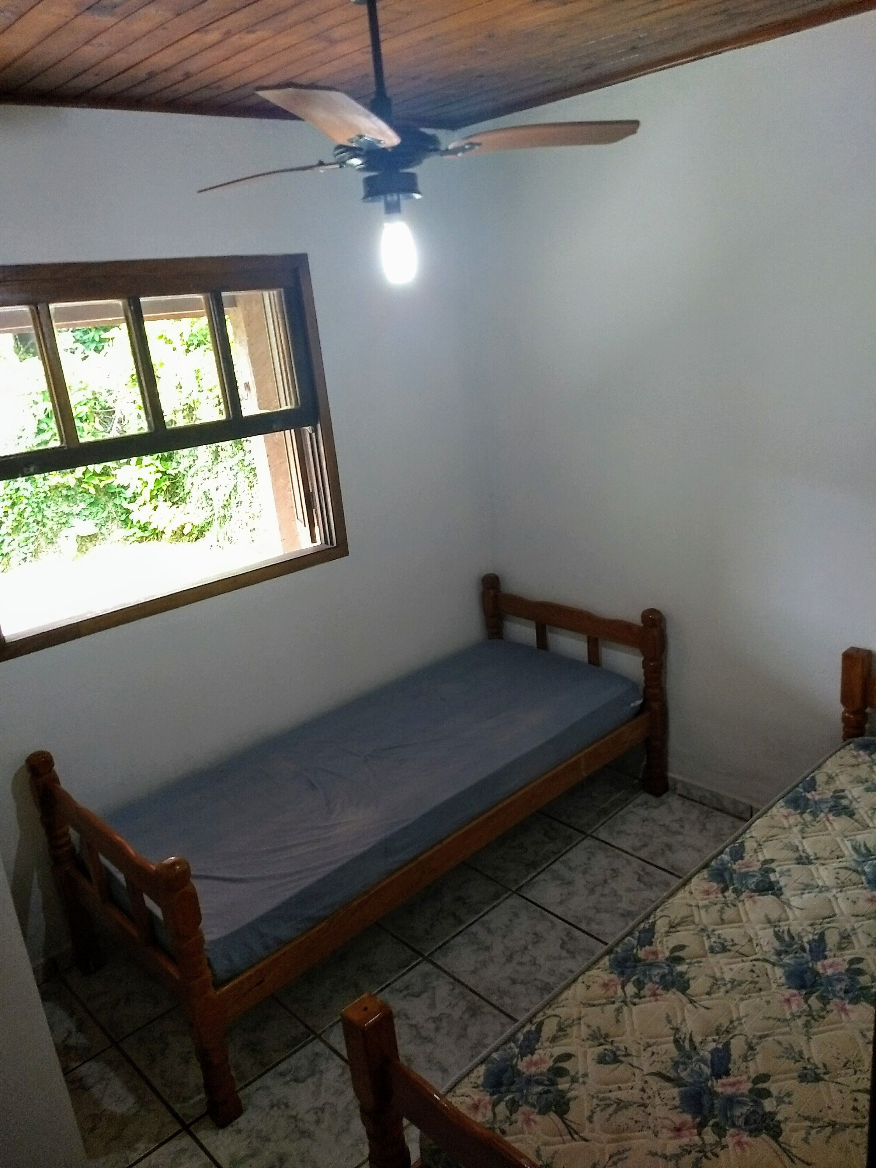 4 2 and 3 bedroom houses (living room, kitchen, bathroom, barbecue and furniture)