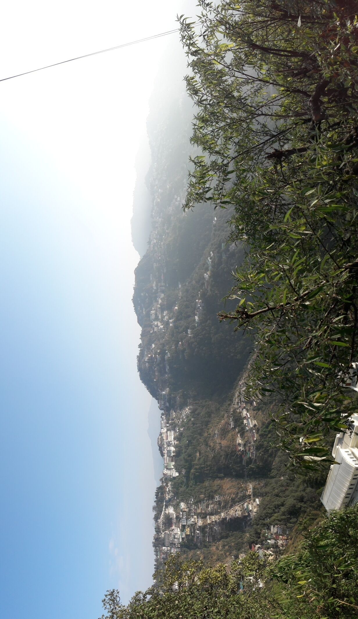 Oceans Hut Cottage with Doon valley view