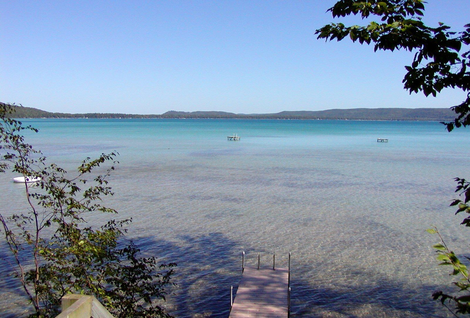 1938 Lakeside Cottage Big Glen Lake Waterfront, Historic 30s Modern