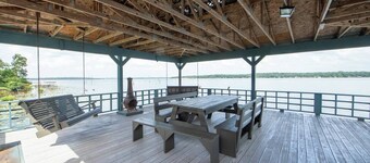 Lily Pad Lake House @ Lake Fork