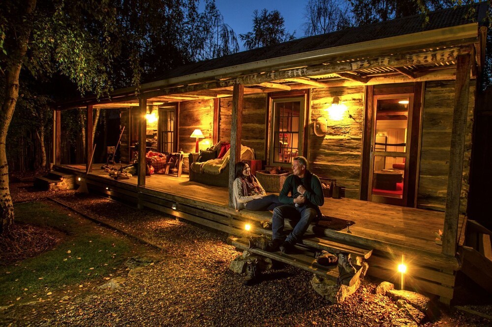 1860 Luxury Accommodation