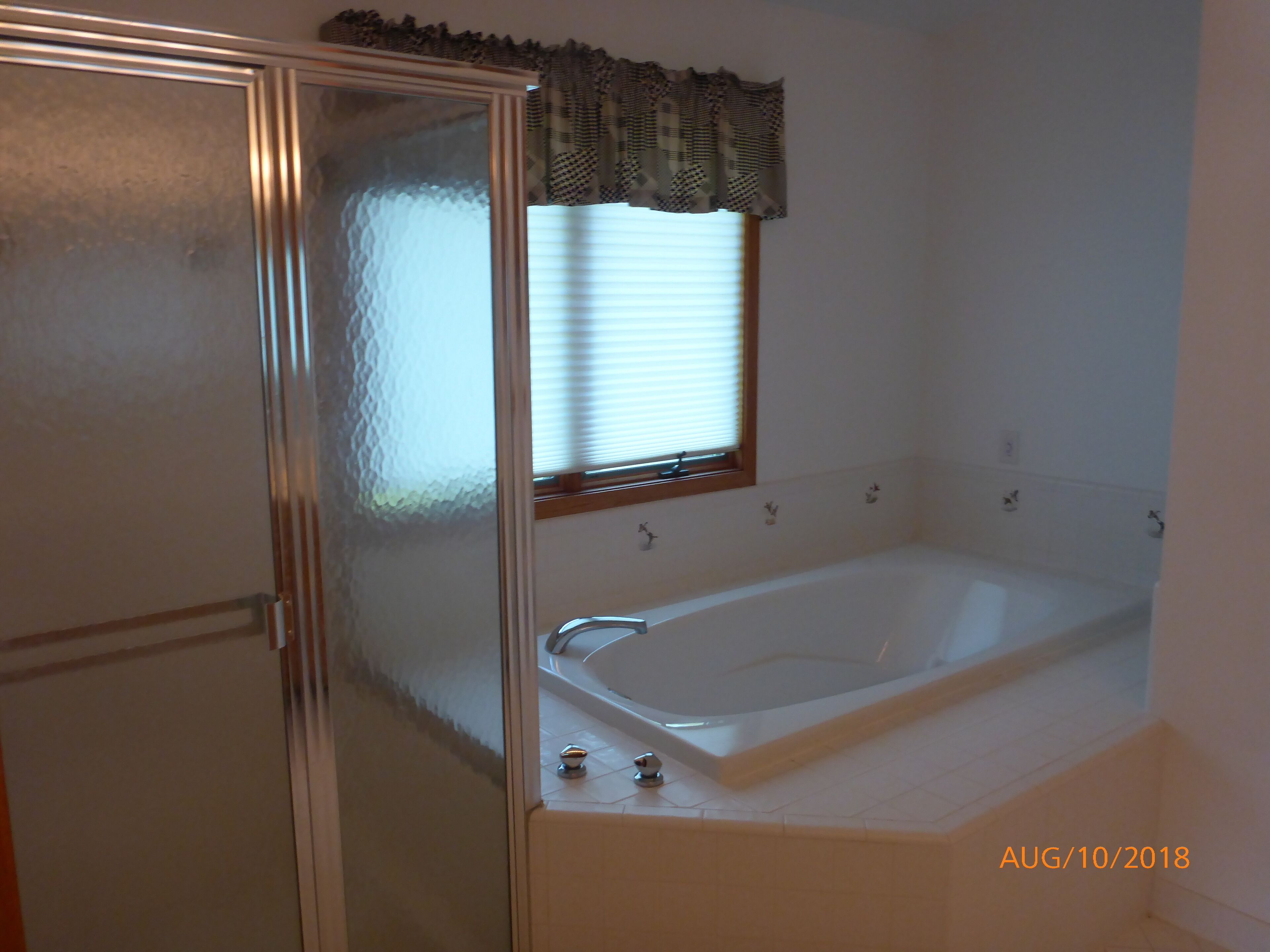 Portage Lakefront - Great View & Location - 5 Bedrooms - 3 Baths - 2 Car Garage