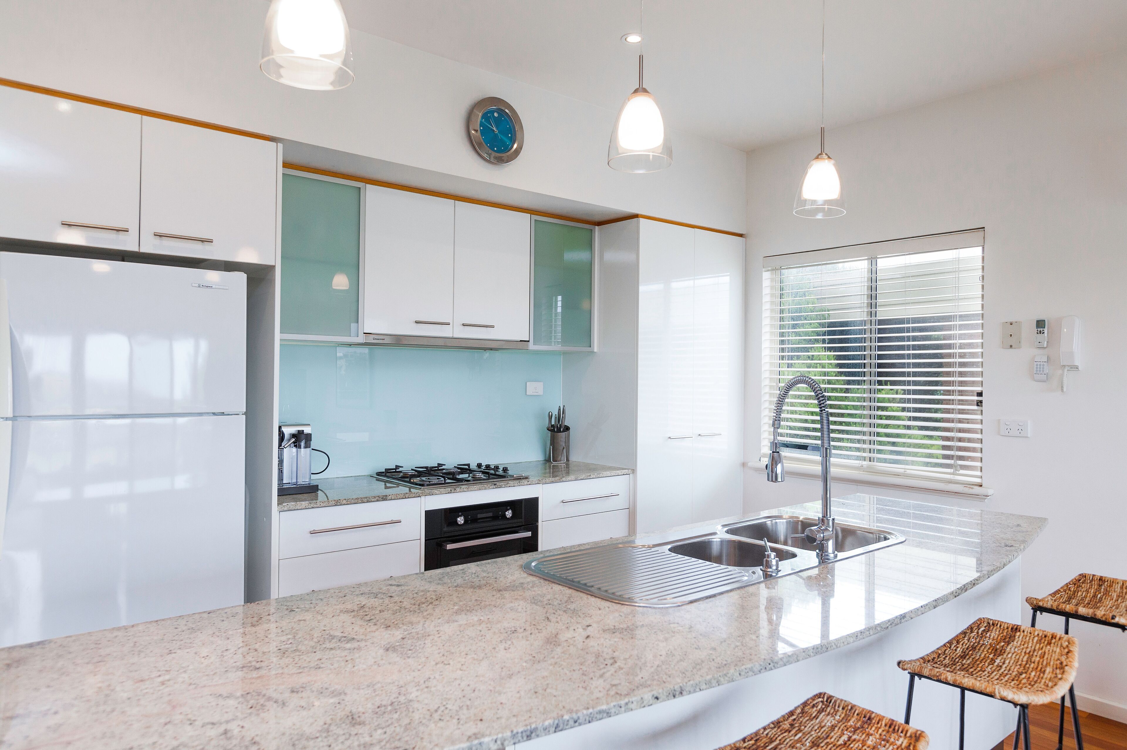 Bella Vista Beach House — image 15