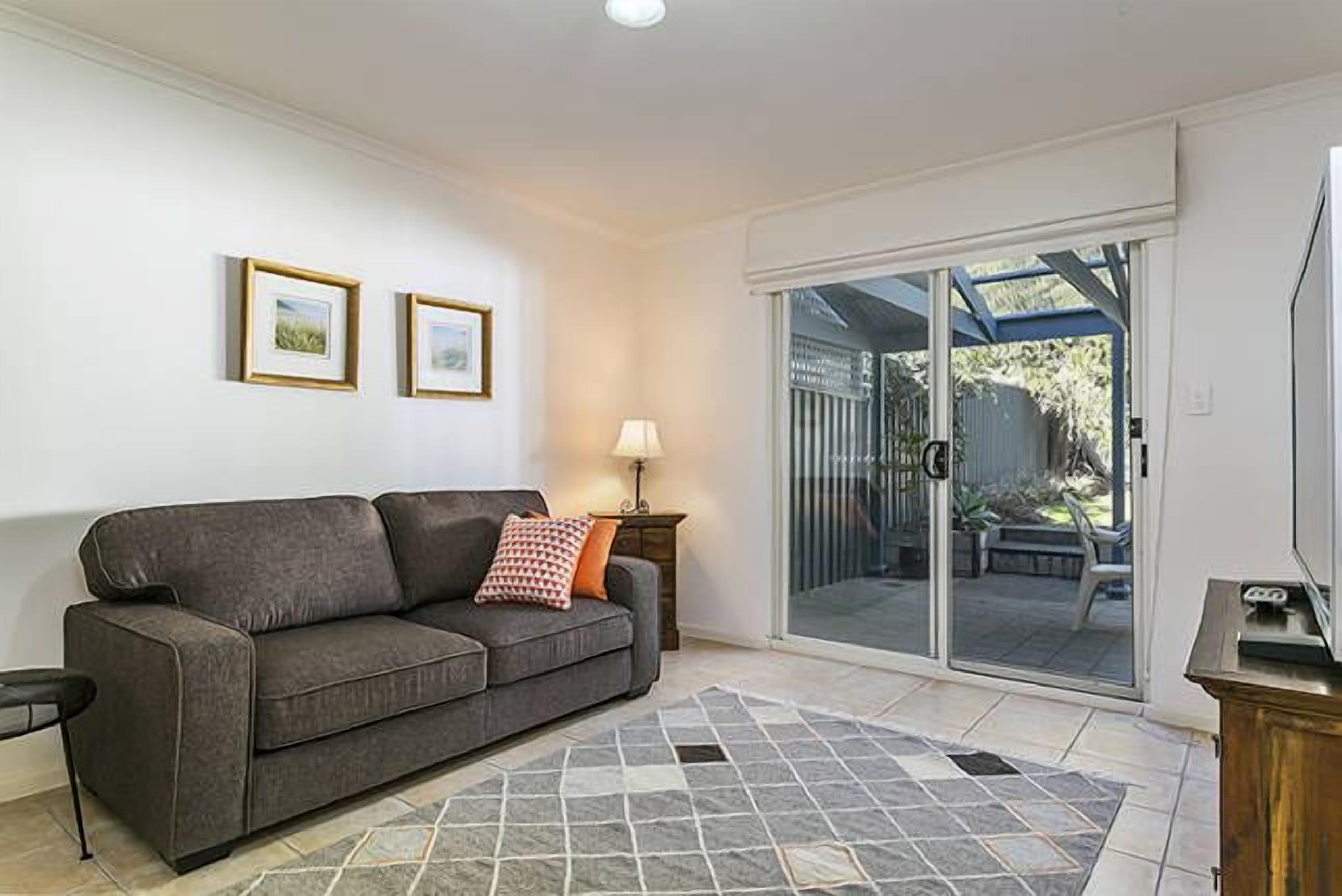Bella Vista Beach House — image 16