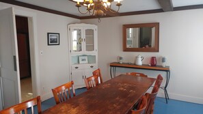Dining - Remarkable Four Gable House Overlooking Friendship Harbor (Friendship)