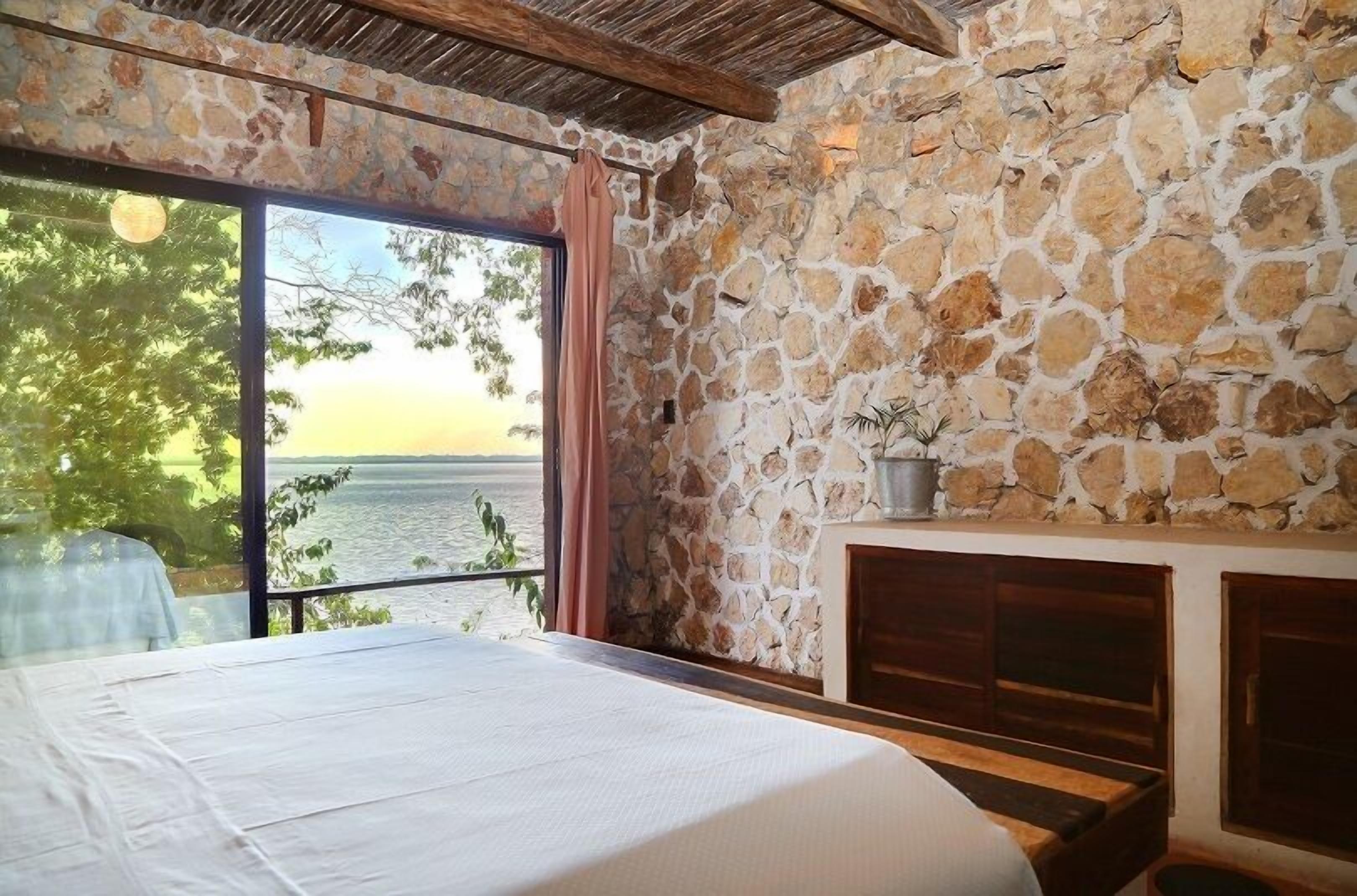 4 Schlafzimmer, kostenloses WLAN, Bettwäsche