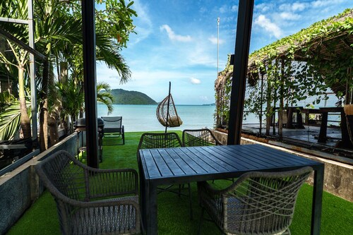 Luxury Beach Residence mit eigenem Pool