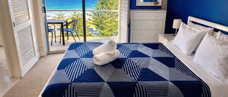 2 chambres, fer et planche à repasser, accès Internet, draps fournis