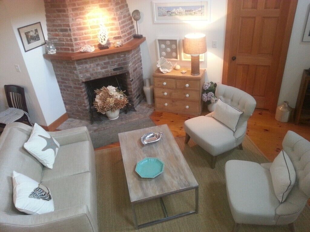 Great 5BR Compound Off Cliff Rd! Short Walk to Town & Beach!