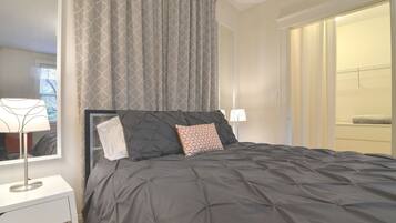 Bügeleisen/Bügelbrett, kostenloses WLAN, Bettwäsche