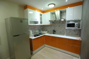Private kitchen - Clean Cozy Comfort near Khaosan,Shopping (Bangplad)