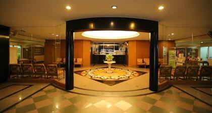 Clean Cozy Comfort near Khaosan,Shopping