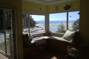Interior - Simply the best! Beach front, uninterrupted great views from all rooms (Whiritoa)