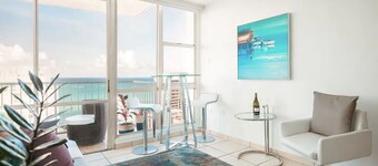 Ocean View  Luxury Apt In the heart of Condado 21 floor with parking 