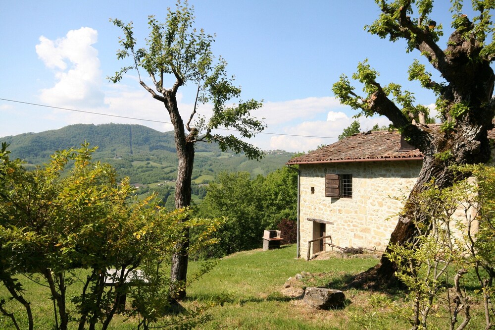 Stone Cottage of 1.300