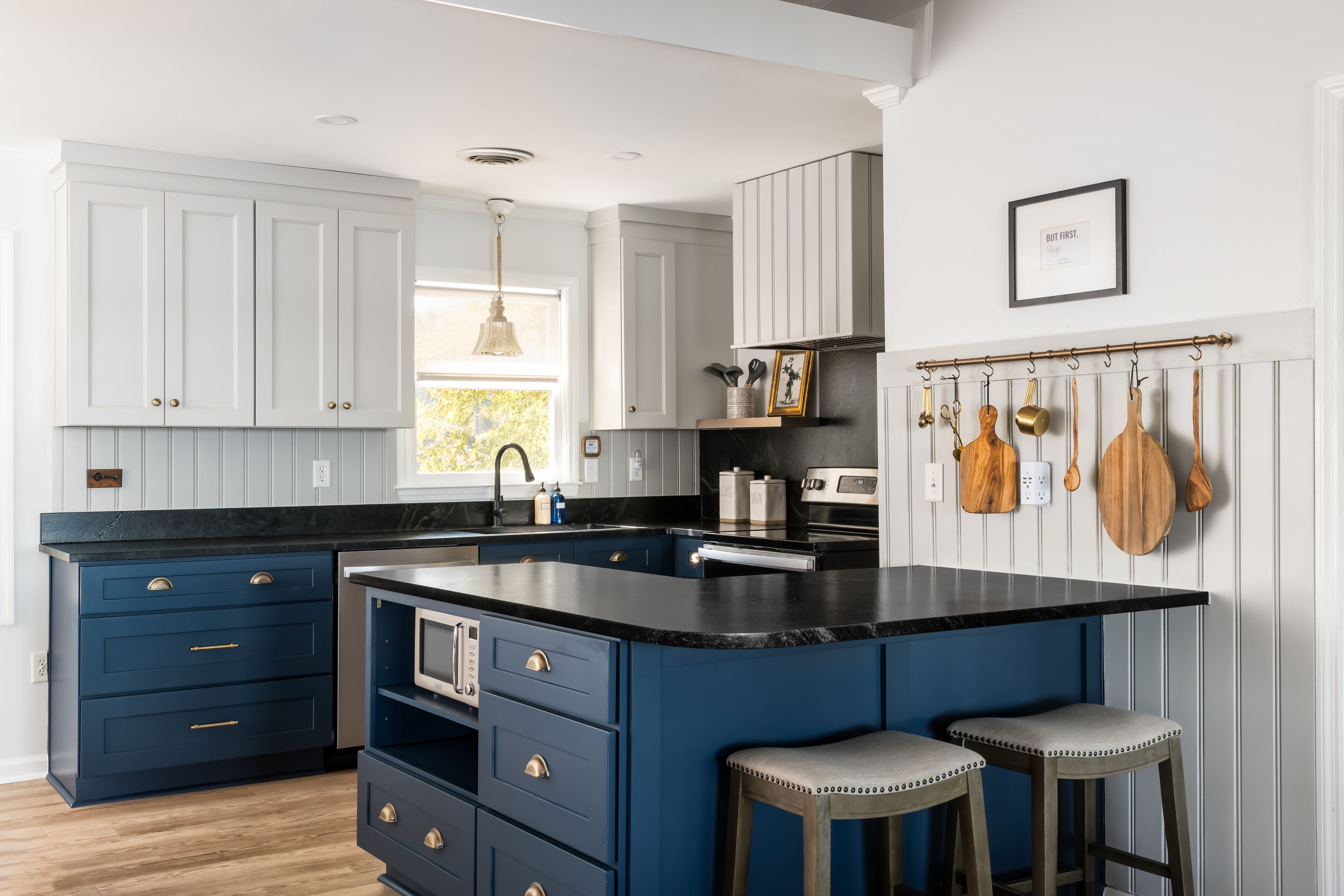 WAKE & LAKE HIDEAWAY, BEST VIEWS ON THE LAKE, 10% Military Discount!