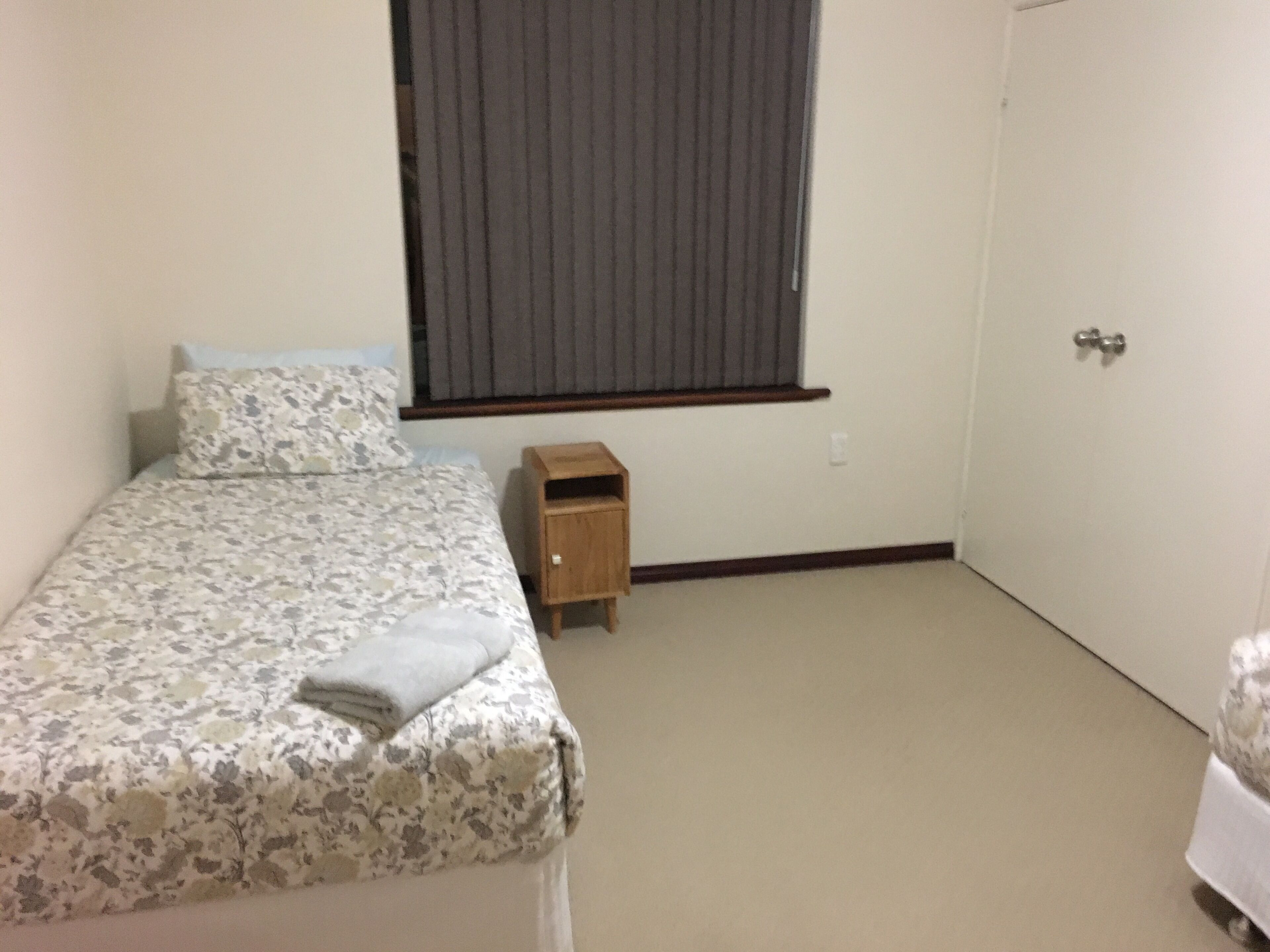 Waterfront Luxury Living in this well equipped and beautifully maintained home! — image 21