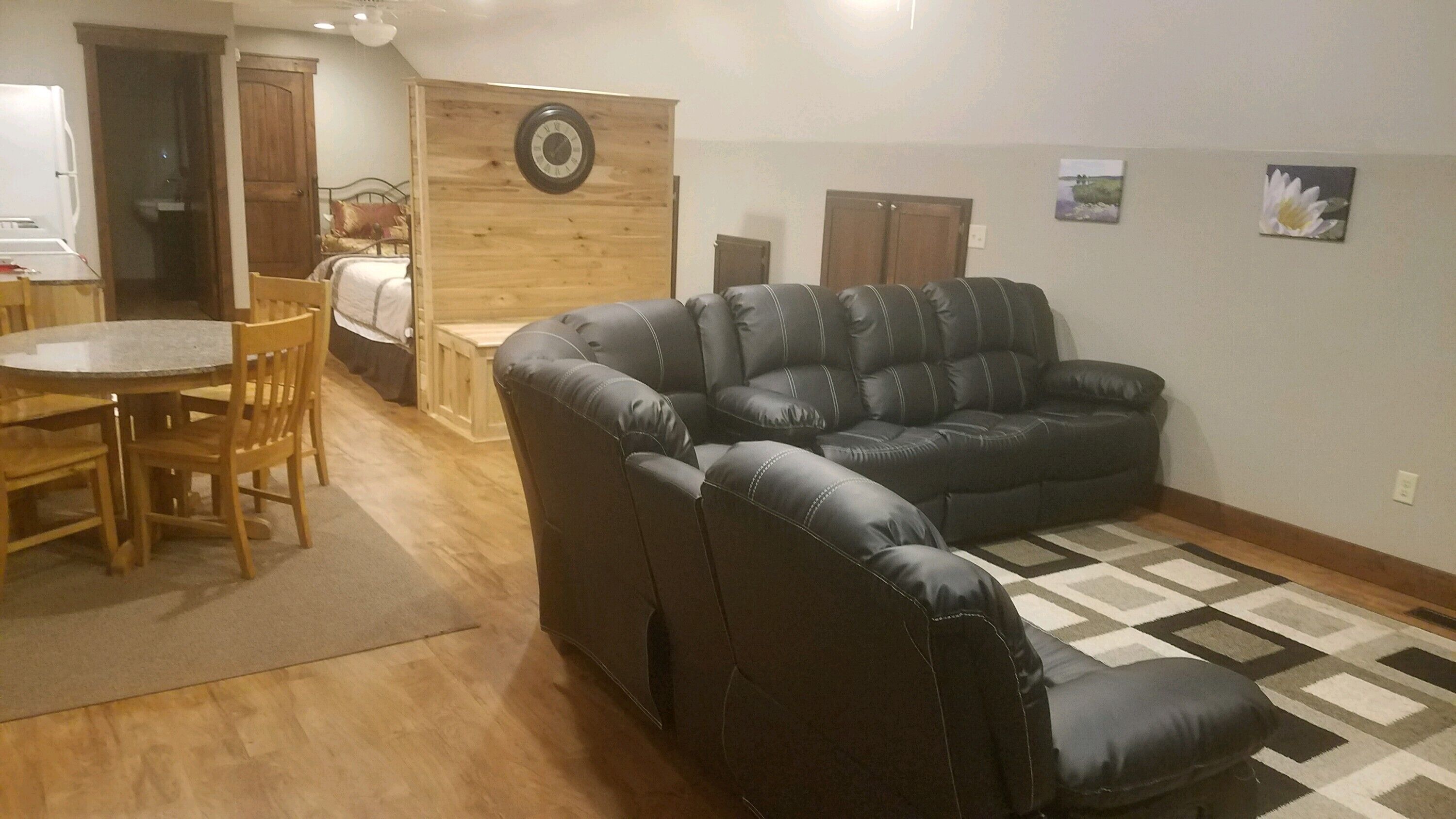 Studio apartment overlooking the beautiful Mississippi River