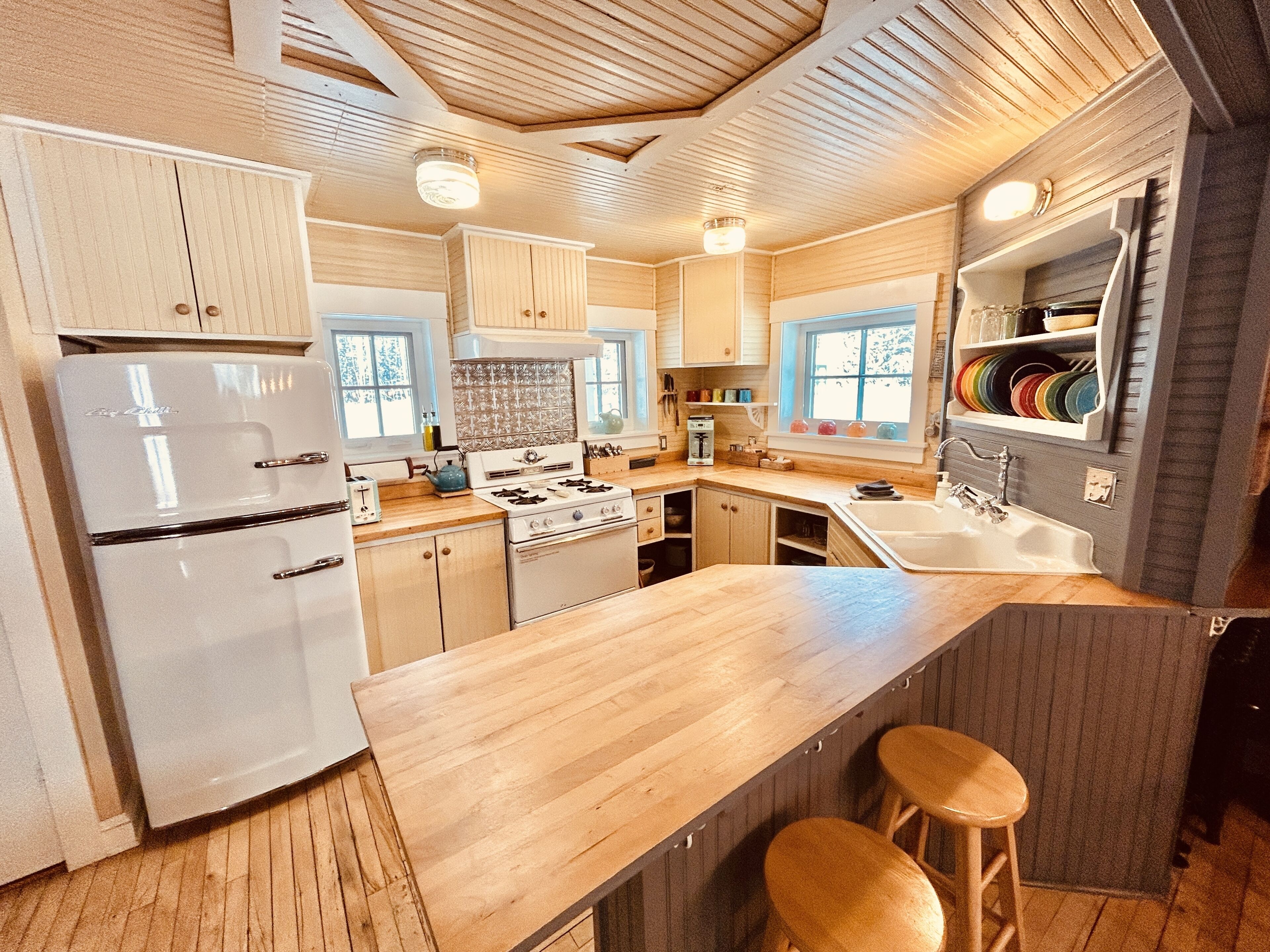 Charming Renovated Farmhouse near Giants Ridge