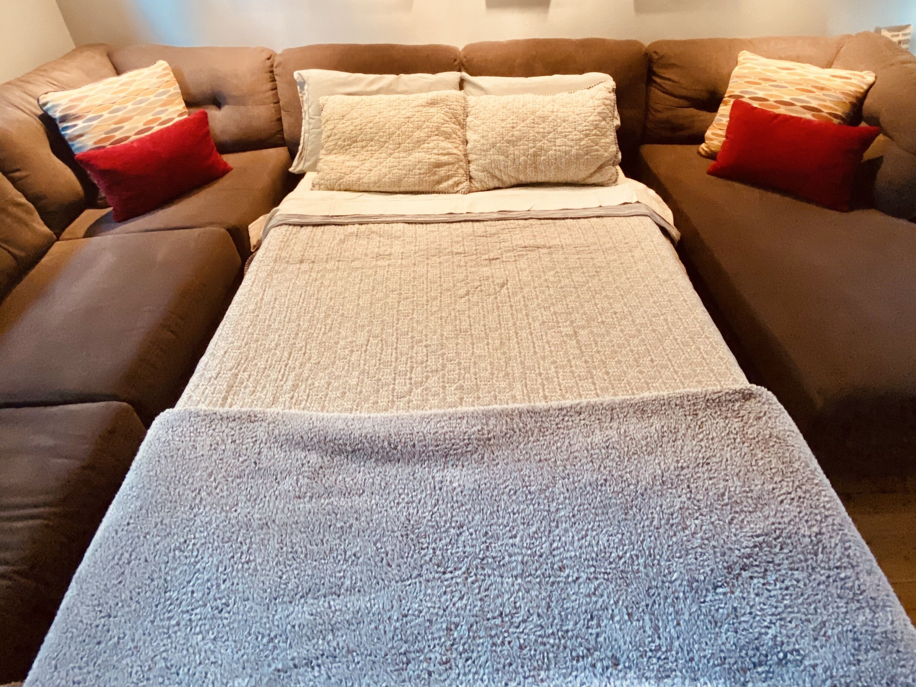 Charming Renovated Farmhouse near Giants Ridge