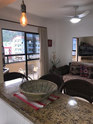 LED TV, stereo - Wonderful fit, prime location, Praia Grande Ubatuba. See Also Listing 4724717 (Ubatuba)