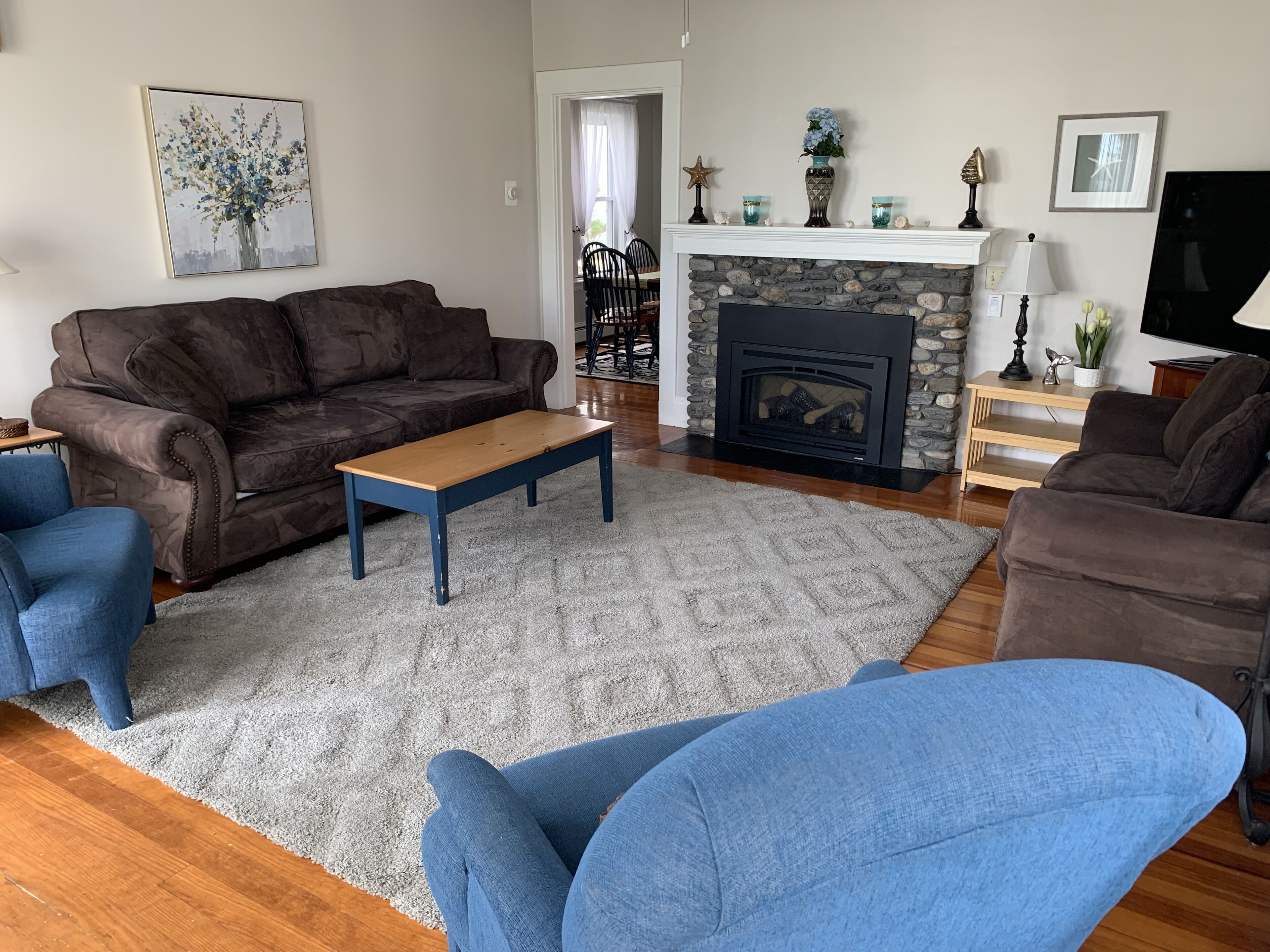 Beautiful Ocean Views & Dog Friendly! Available for Winter Rental.