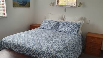 2 bedrooms, desk, iron/ironing board, free WiFi