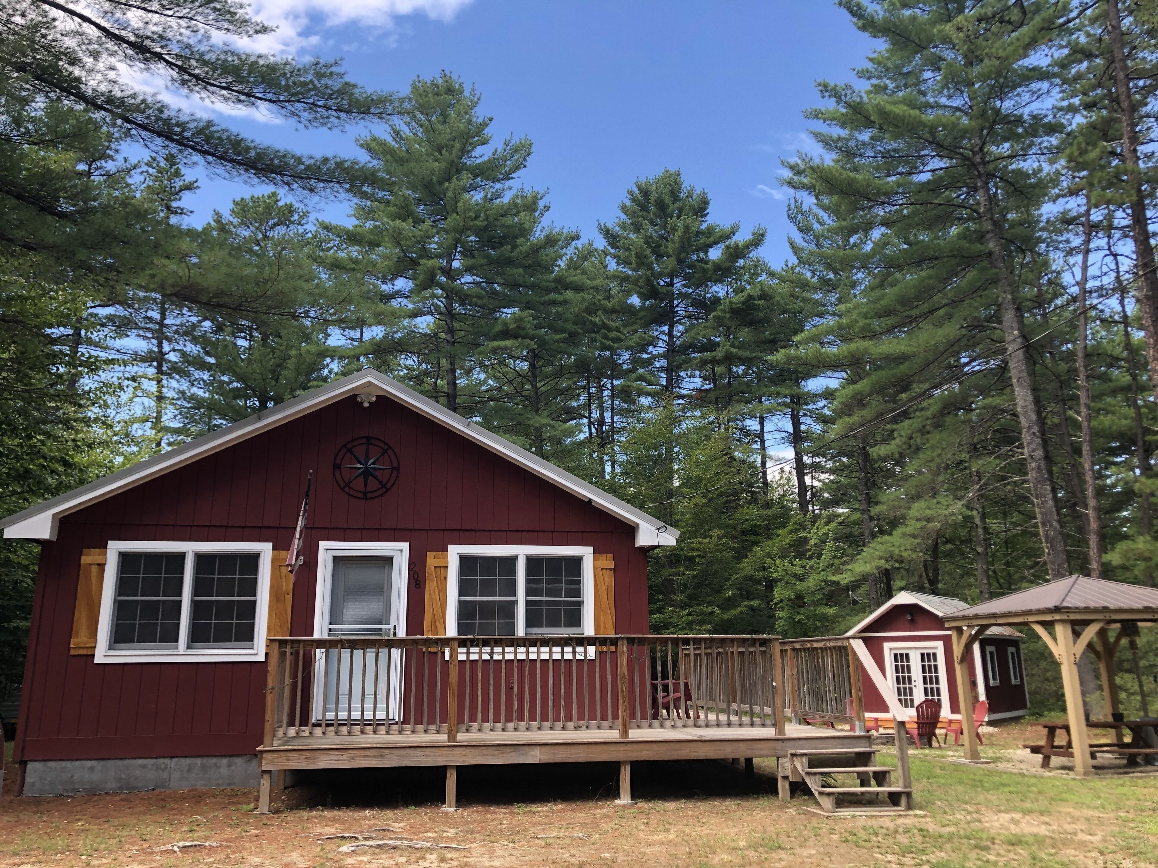 Cozy 2BD Camp Cottage - Walk To Sandy Beach & Short Drive to North Conway
