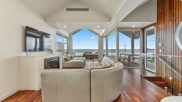 Premium House | Interior