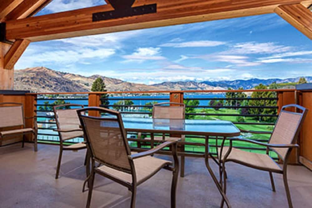 Beautiful resort in the heart of it all!