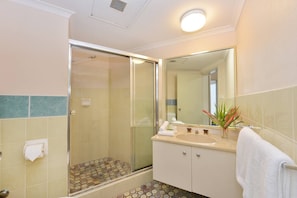 Hair dryer, towels