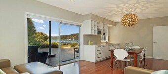 'Footsteps to the Bay' by Accom Holidays