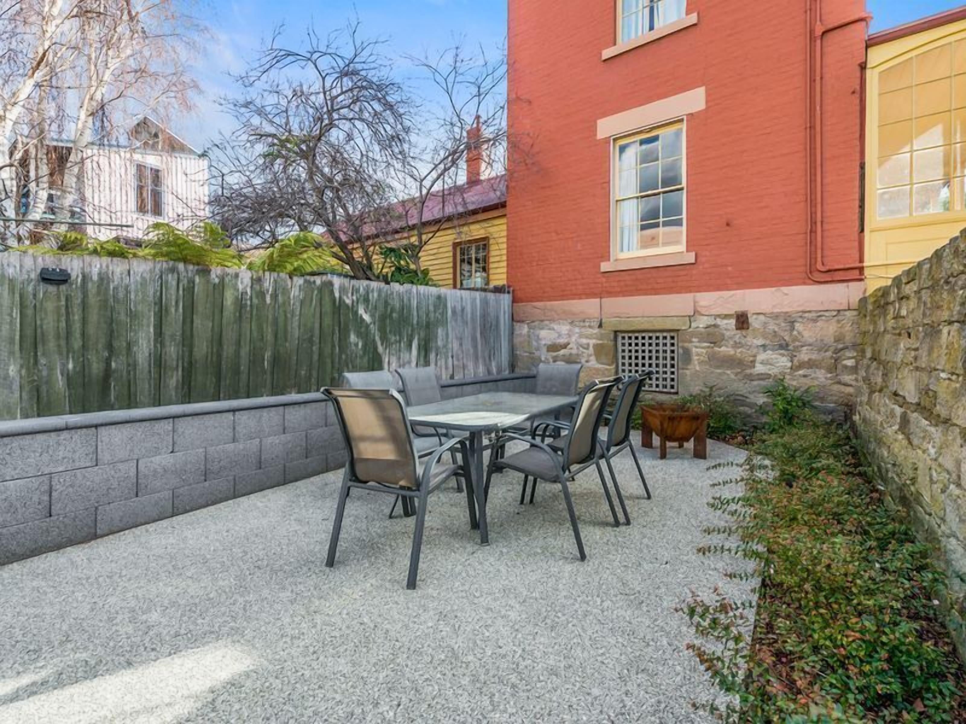 Best of Old and New - Hobart — image 14