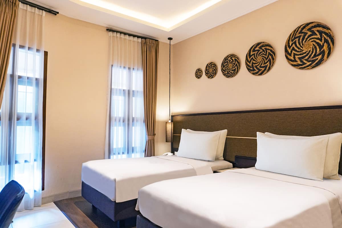 Chambre classique, 2 lits jumeaux | 1 chambre, minibar, coffre-fort, systĂšme dâinsonorisation