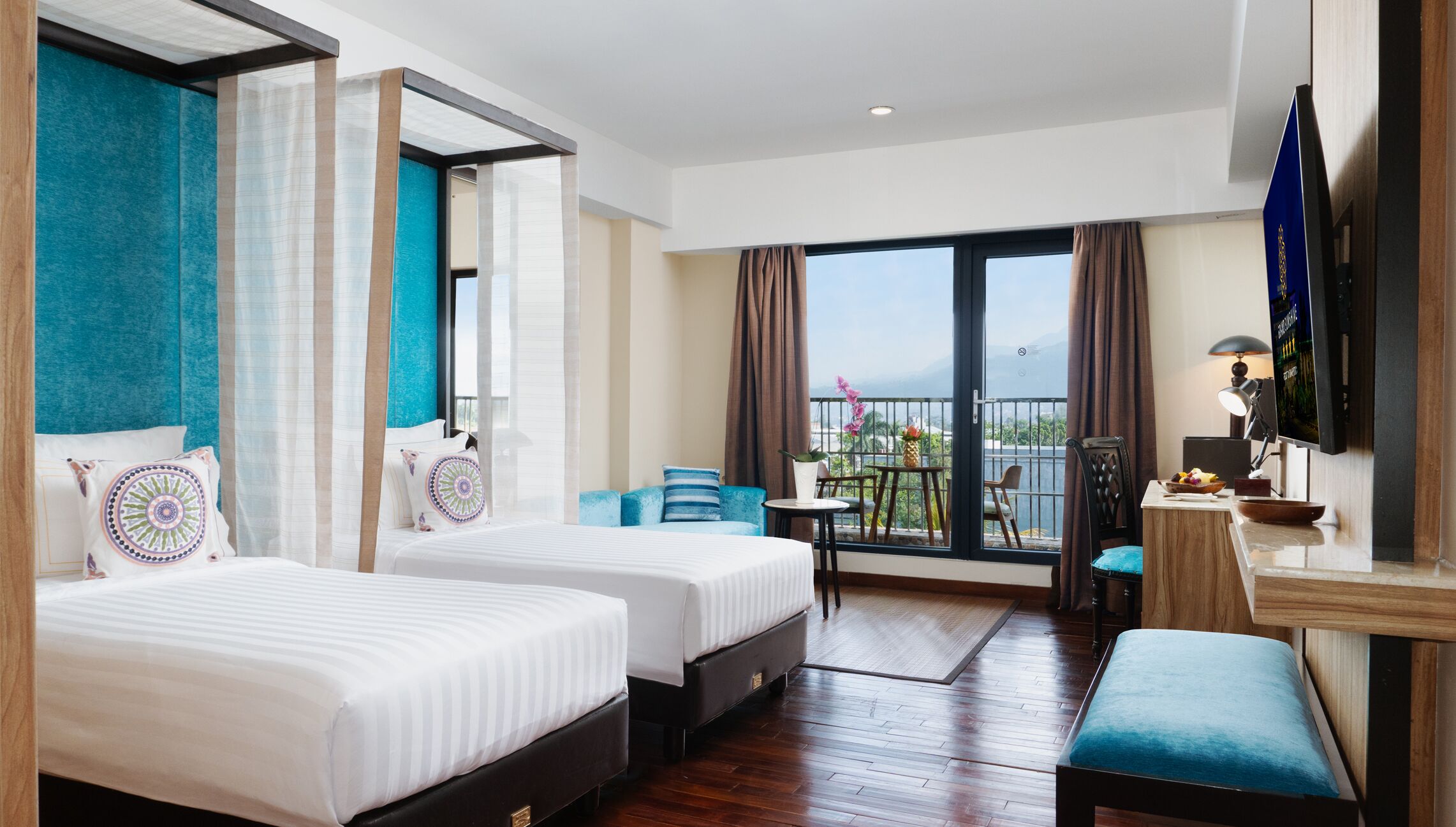 Executive With Balcony | Minibar, in-room safe, soundproofing, iron/ironing board