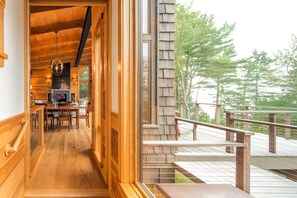 Dining - Private Oceanfront "Coppertop" house, Acadia National Park (Mount Desert)