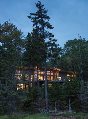 Exterior - Private Oceanfront "Coppertop" house, Acadia National Park (Mount Desert)