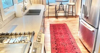 Bellamente actualizado Ski-in, Ski-out Saddle Ridge End Unit, Acceso a Moonlight Club