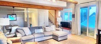 Stunning Ski-in Ski-out Saddle Ridge End Unit in Big Sky/Moonlight
