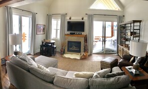 Smart TV, fireplace, video games, Netflix