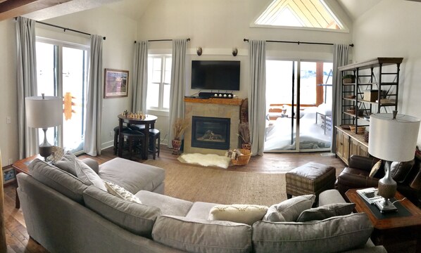 智能電視、壁爐、電子遊戲、Netflix